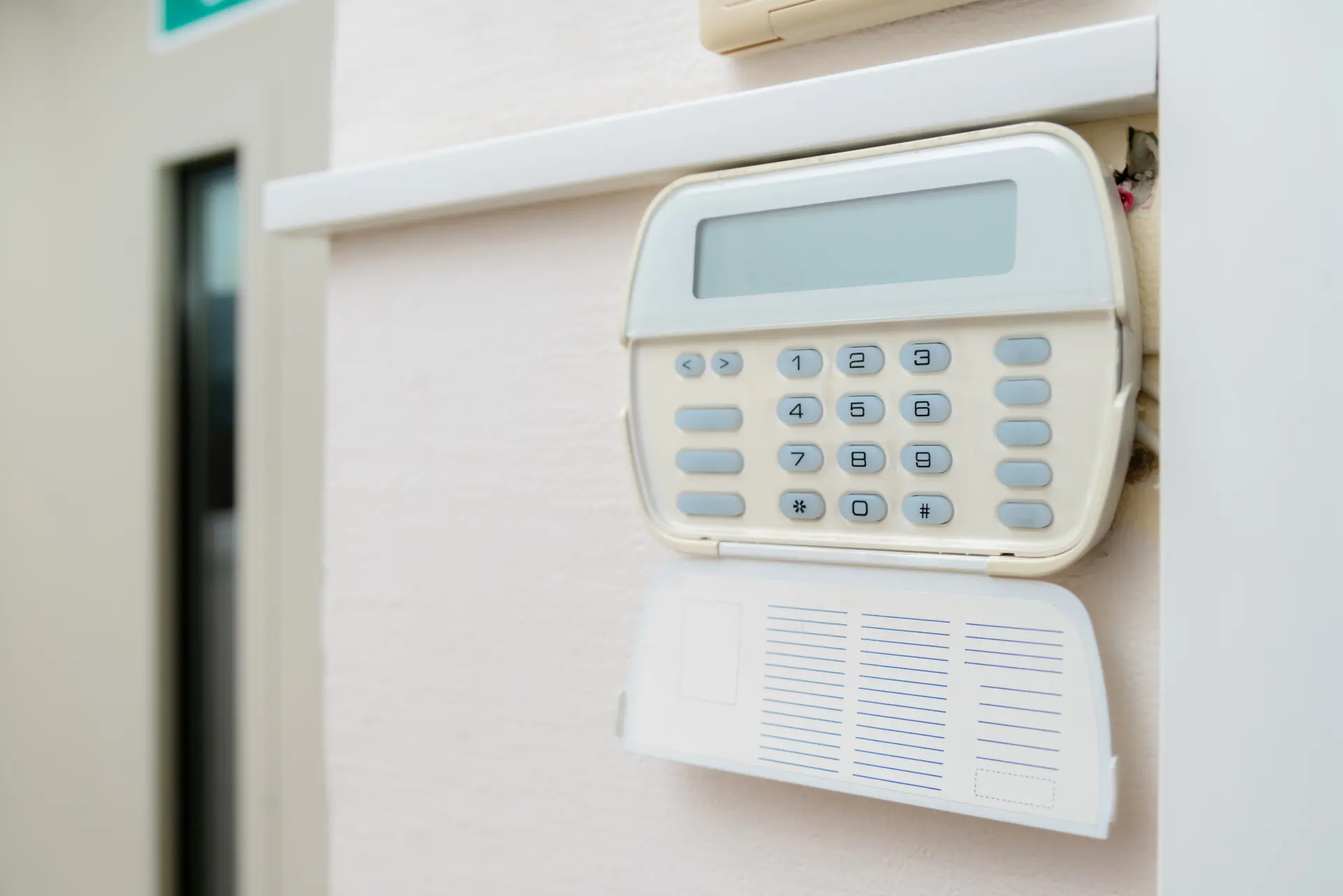 wired and wireless systems - Choose the Right Intruder Alarm System